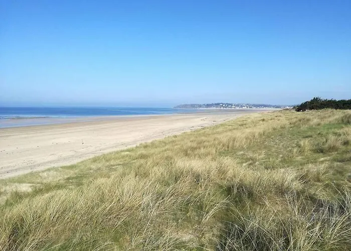 Holiday home Maison Bord De Saint-Georges-de-la-Riviere